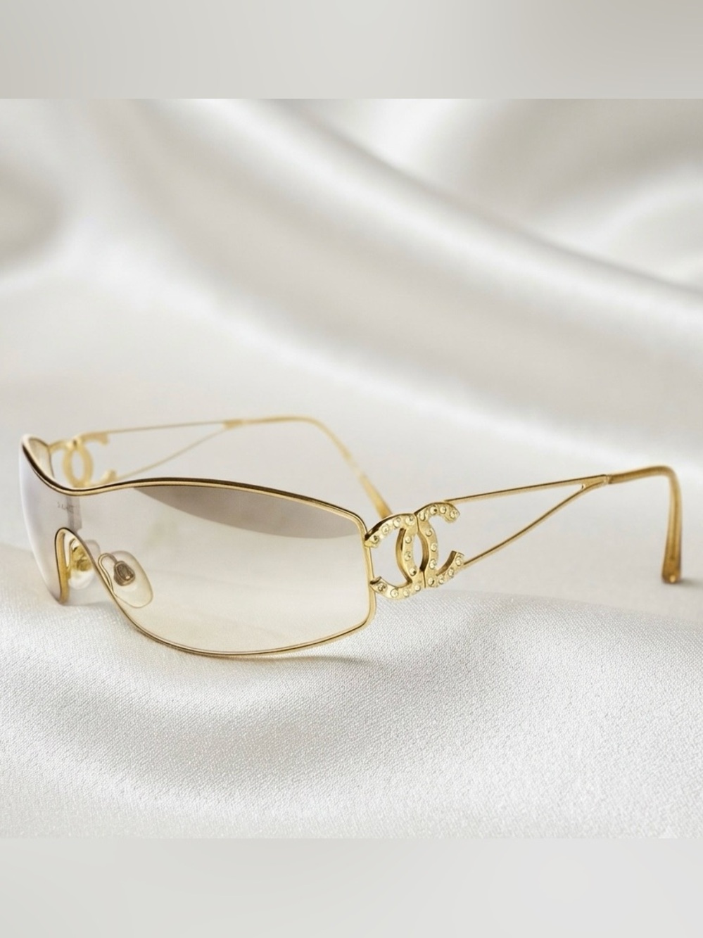 Chanel Vintage 💫Gold-Tone CC Logo Rimless Sunglasses - Gold